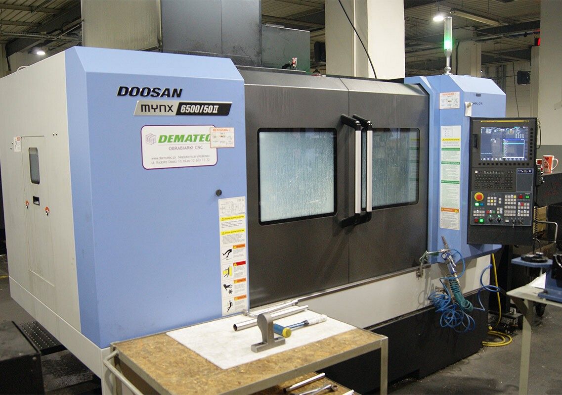 CENTRUM FREZARSKIE DOOSAN MYNX 6500/50 II