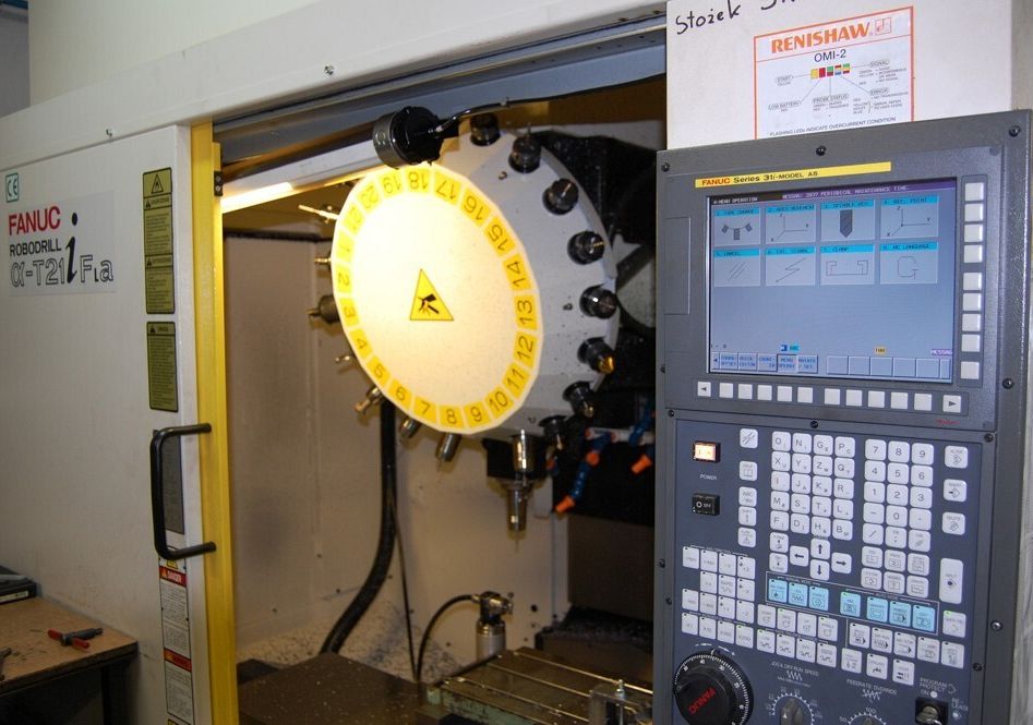 CENTRUM FREZARSKIE FANUC ROBODRILL T21IFLA